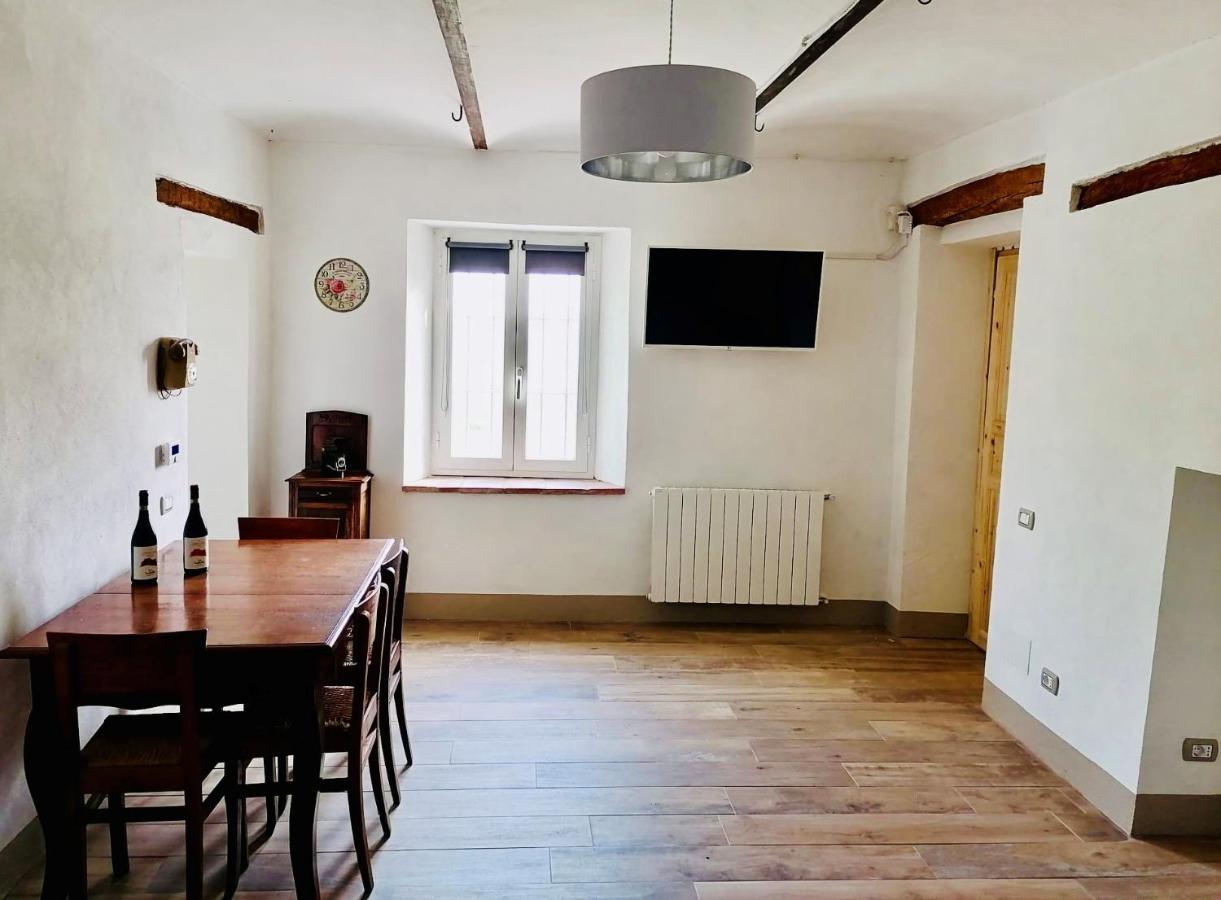 Ferienwohnung Locazione Turistica Cascina Pela Castagnole delle Lanze Exterior foto