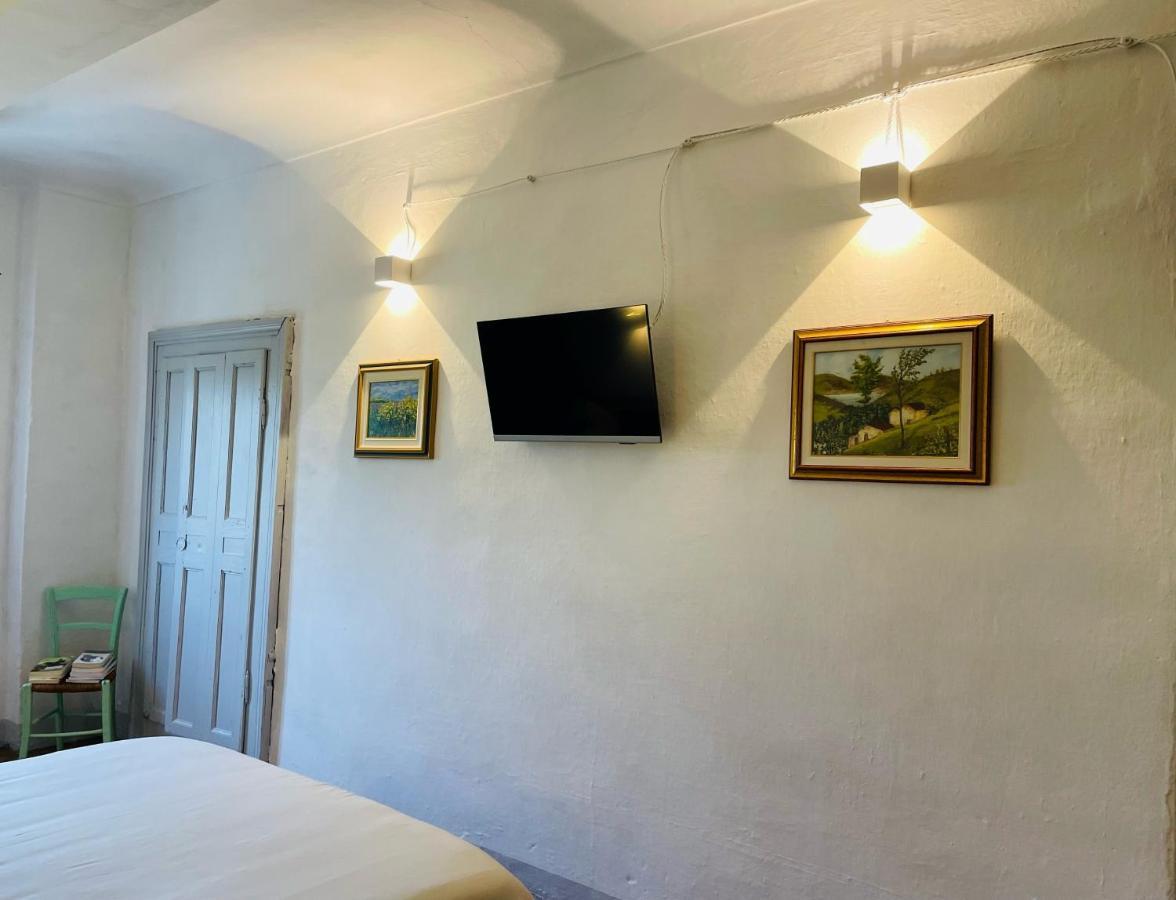 Ferienwohnung Locazione Turistica Cascina Pela Castagnole delle Lanze Exterior foto