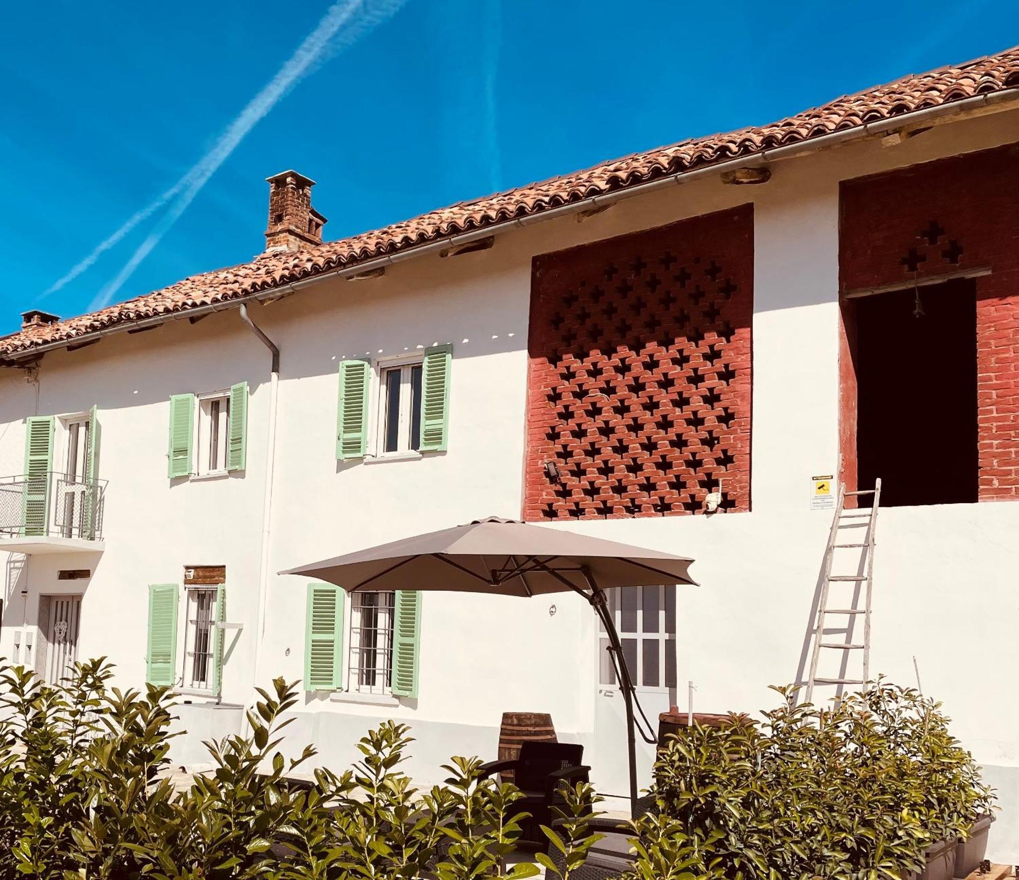 Ferienwohnung Locazione Turistica Cascina Pela Castagnole delle Lanze Exterior foto