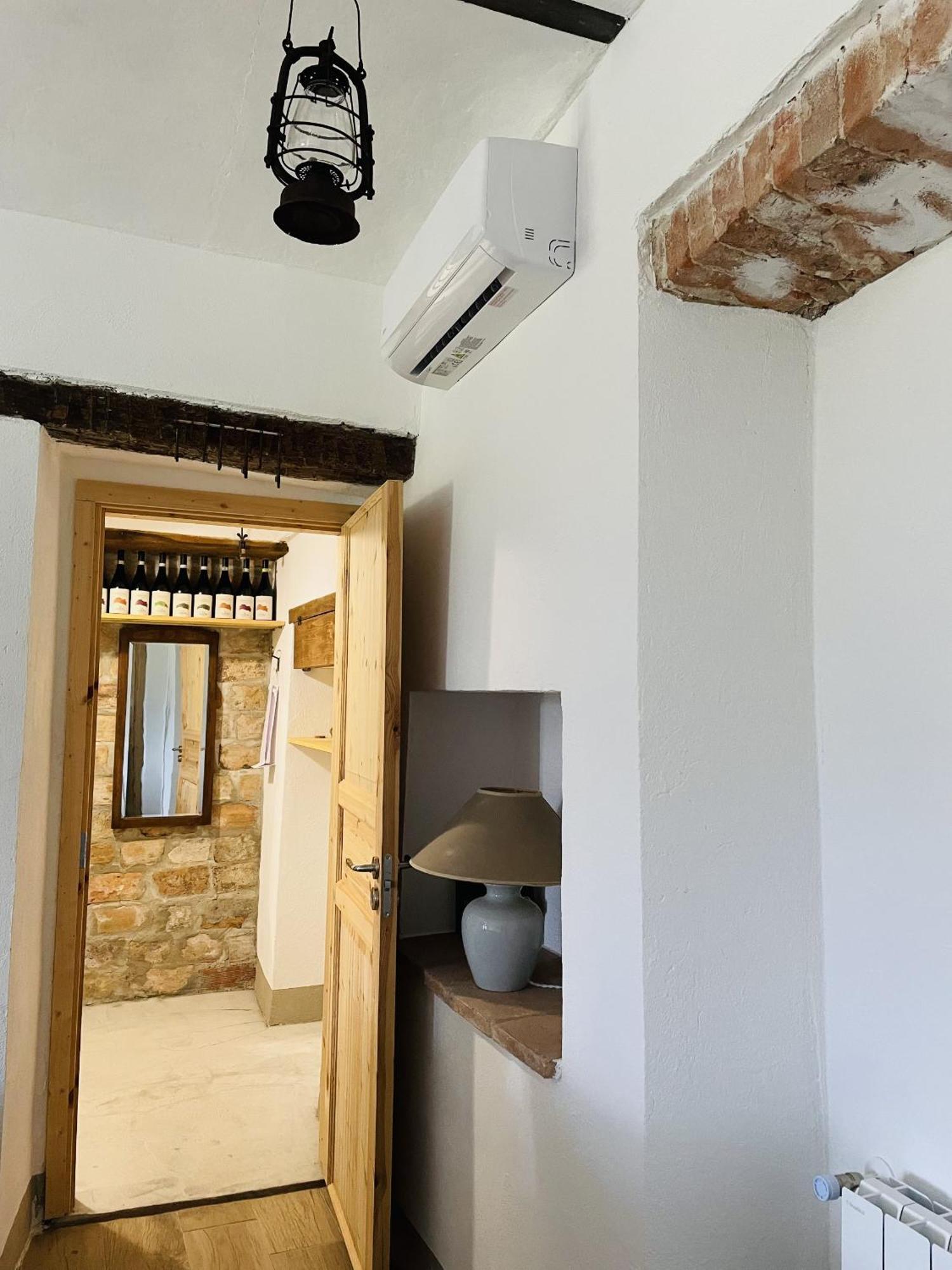 Ferienwohnung Locazione Turistica Cascina Pela Castagnole delle Lanze Exterior foto