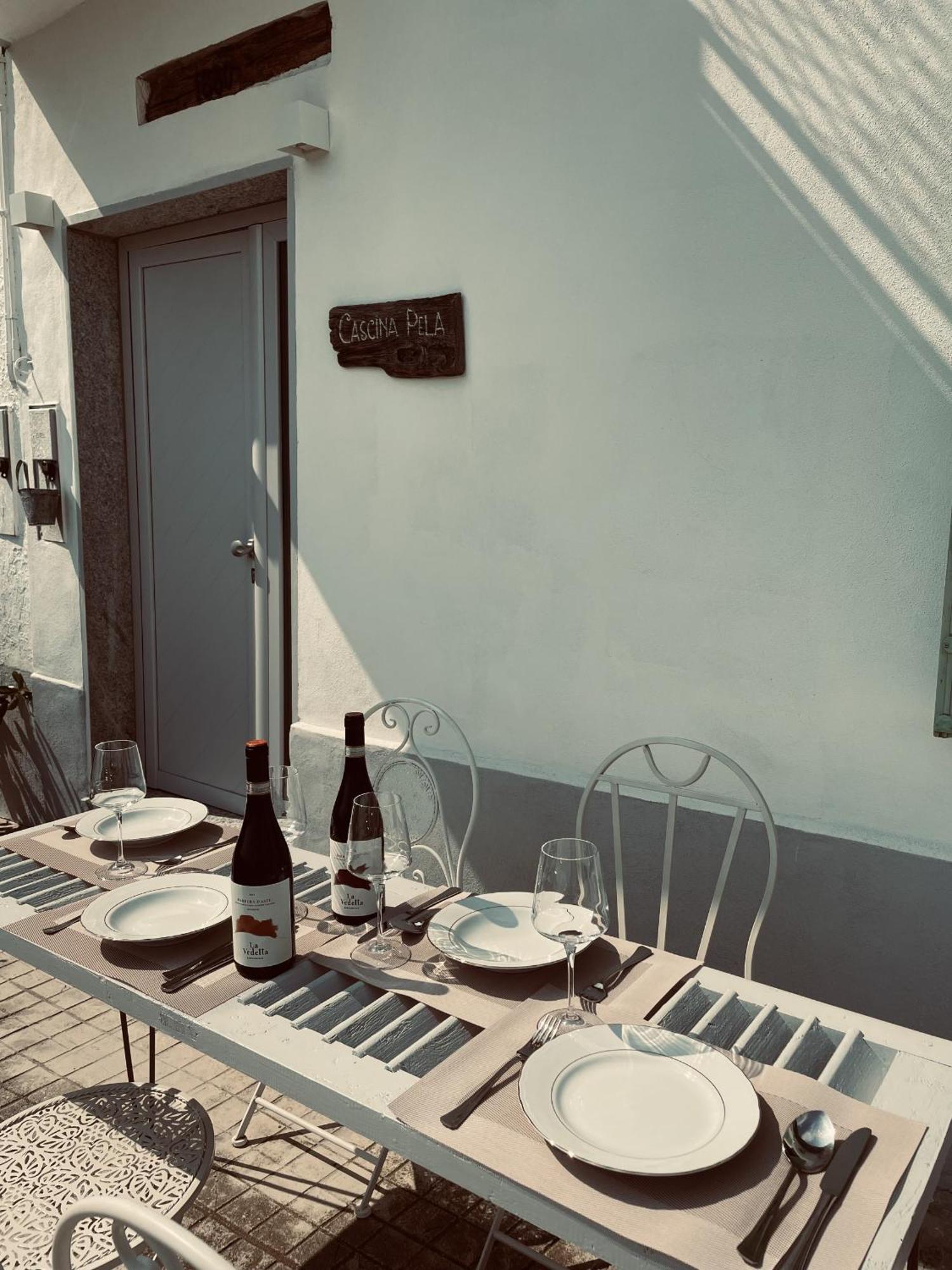 Ferienwohnung Locazione Turistica Cascina Pela Castagnole delle Lanze Exterior foto